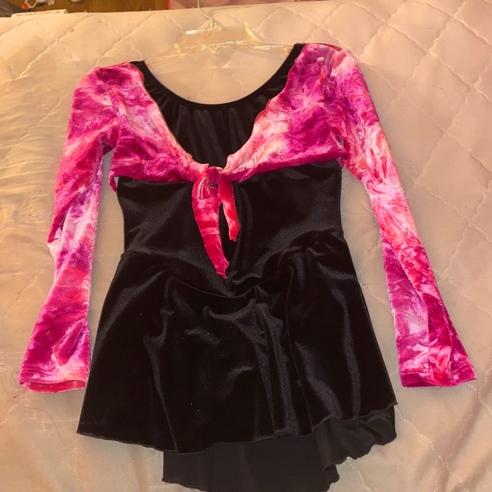 Children’s velvet figure skating dress